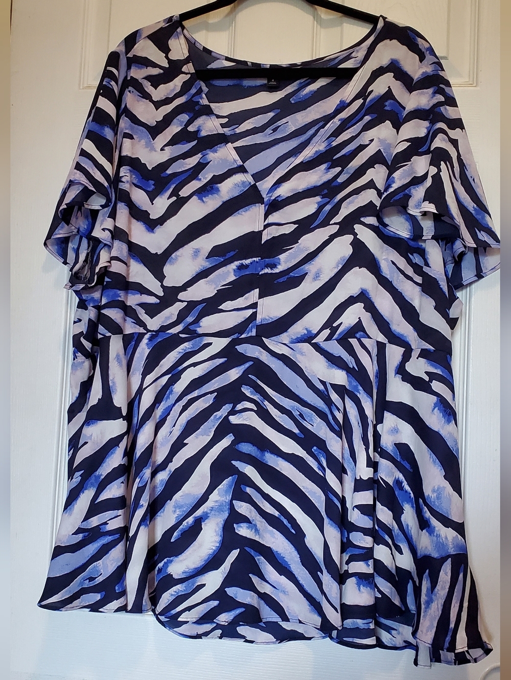 Flattering Blue Zebra Print V-Neck Blouse